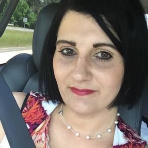 Meet your Posher, Kaci